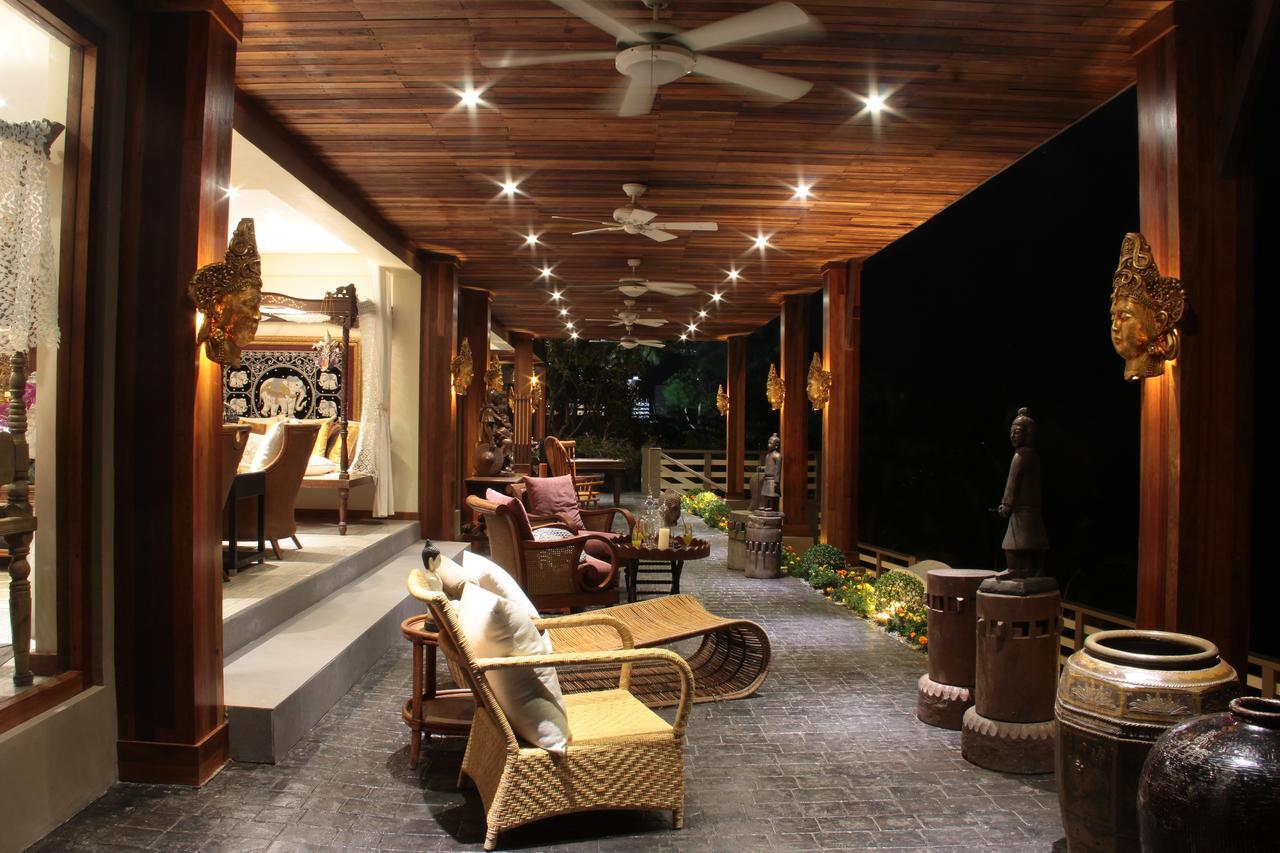 The Oriental Luxury Suites Alfonso Eksteriør billede